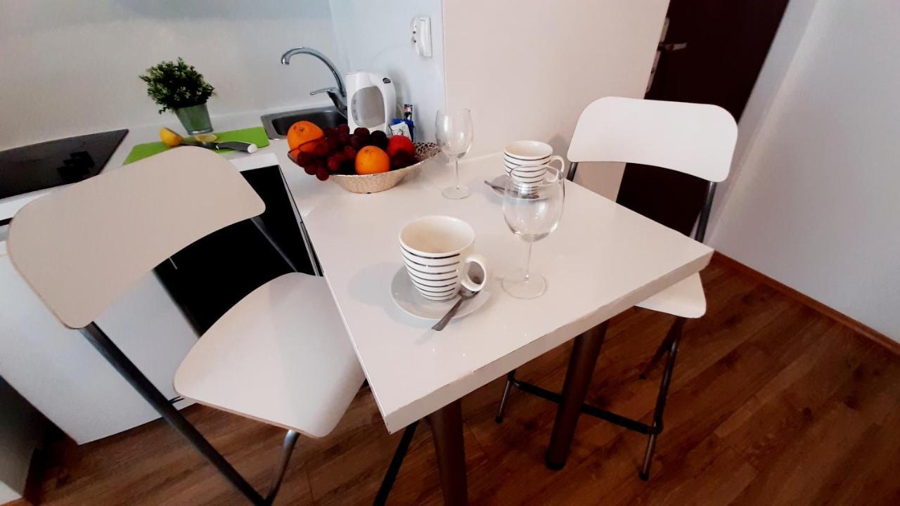 Apartament Z Balkonem I Bezplatnym Parkingiem Gdańsk Extérieur photo