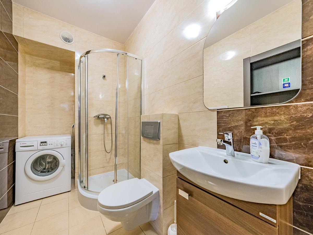 Apartament Z Balkonem I Bezplatnym Parkingiem Gdańsk Extérieur photo
